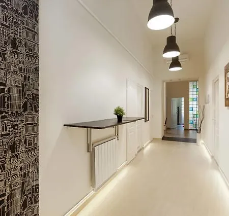 Kiwi Apartment